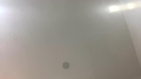 miamiclos1 online show from 10.26.25