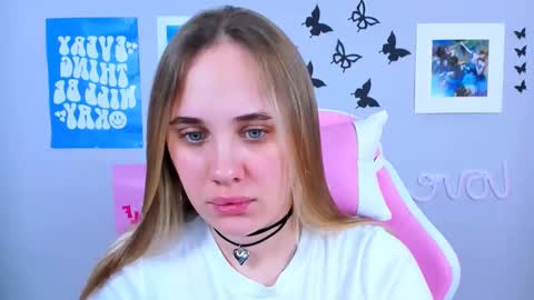 Snapshot of miamilas chatting on 12.23.24 miamilas online show from 12.23.24