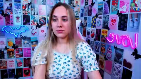 Snapshot of miamilas chatting on 09.08.25 miamilas online show from 09.08.25