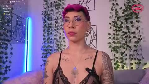 Mia Morgann online show from 03.08.26