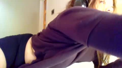 MiaMuffn online show from 12.08.24