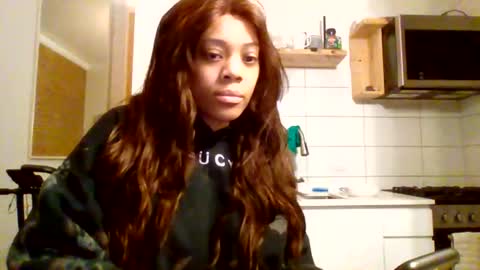 MiaMuffn online show from 04.07.26