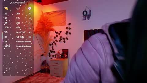 Snapshot of miaoconell chatting on 01.11.26 miaoconell online show from 01.11.26