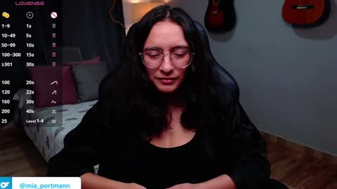 MIAPORTMANN online show from 12.29.24