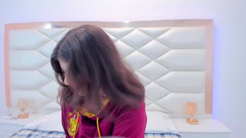 Sweetie Mia online show from 01.13.25