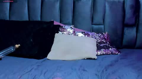 miarivers_1 online show from 04.28.26
