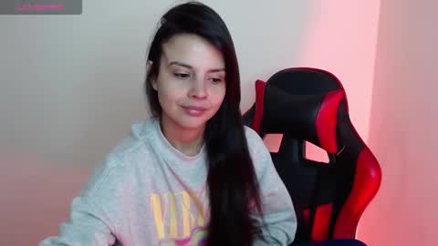 miarobinn_ online show from 02.08.26