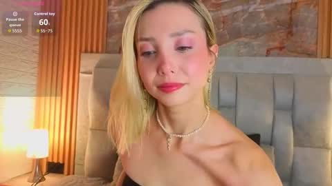 Snapshot of miaroldan chatting on 02.06.26 miaroldan online show from 02.06.26