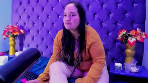 Snapshot of miarous69 chatting on 02.01.26 MiaRouse online show from 02.01.26