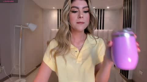 Mia Silva online show from 05.08.26