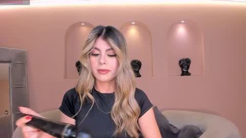 Mia Silva online show from 05.28.26