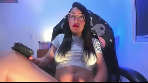Mia online show from 05.02.26