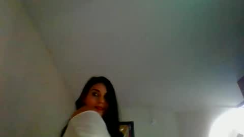 MiaSweet online show from 06.03.26