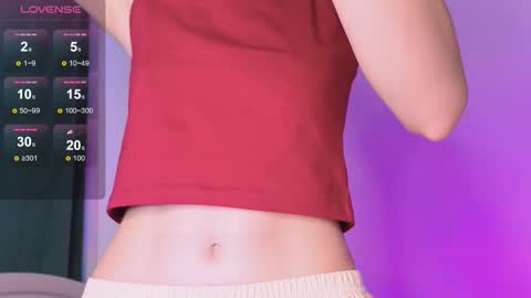 Snapshot of miasweetashoney chatting on 10.23.25 Mia online show from 10.23.25