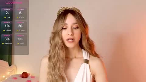 Snapshot of miasweetashoney chatting on 10.30.25 Mia online show from 10.30.25