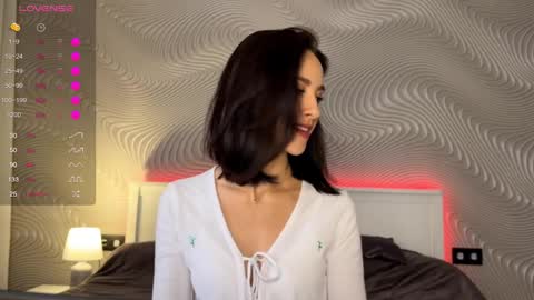 Mia online show from 02.17.26