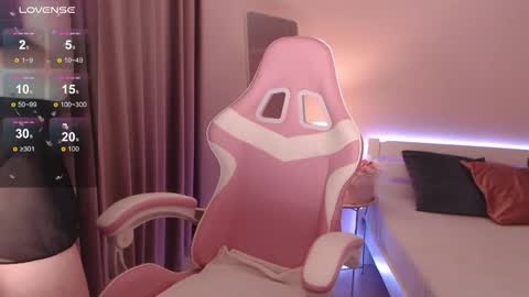 Sofia online show from 10.24.25