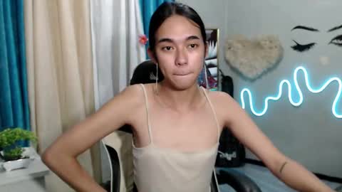 Snapshot of miatrixs chatting on 03.03.25 Mia online show from 03.03.25