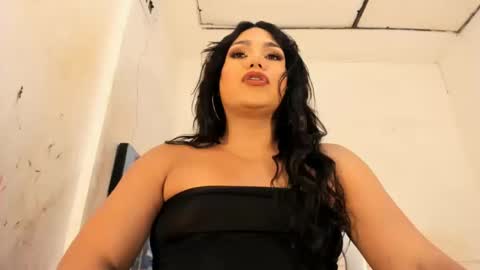 Snapshot of miavaniity54 chatting on 10.18.25 miavaniity54 online show from 10.18.25