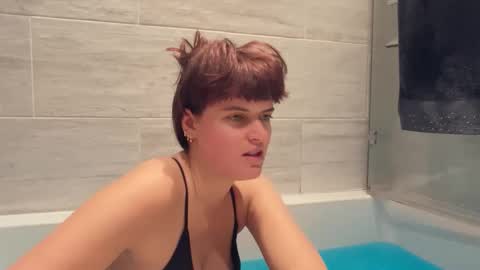 Snapshot of miawallace__ chatting on 12.15.25 Mia online show from 12.15.25