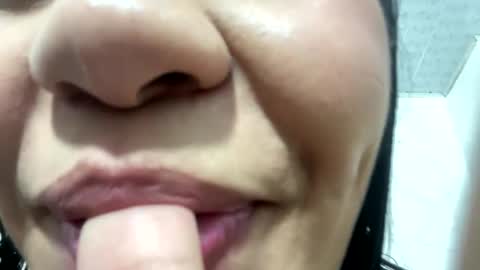 Ma Whithe online show from 10.14.25