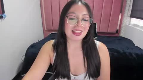 Snapshot of miawils_ chatting on 06.09.26 M I A W I L S online show from 06.09.26