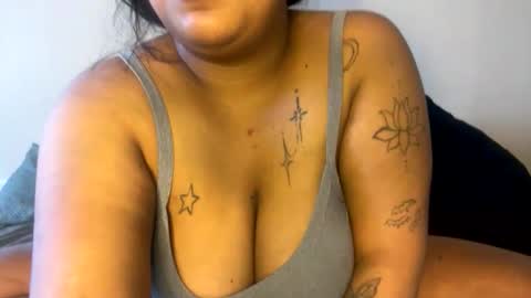 Snapshot of miaya8k chatting on 10.31.25 Princessmya online show from 10.31.25