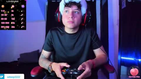 michael independent model  online show from 12.10.24