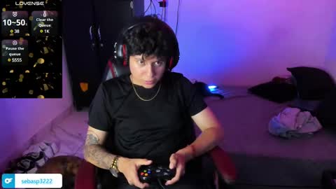 michael independent model  online show from 02.21.25