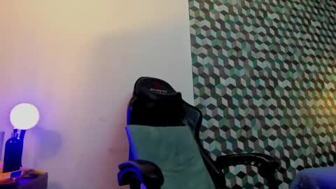 Michael Stevens online show from 02.05.25