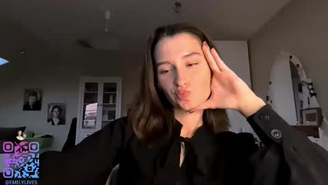 Snapshot of michael_pors chatting on 10.26.25 Emily online show from 10.26.25