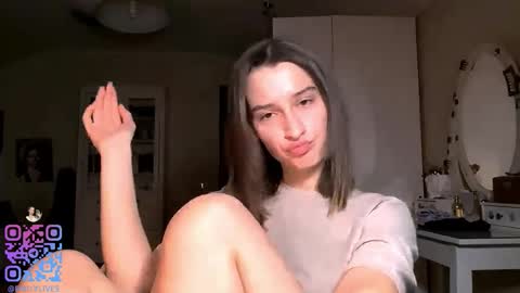 Snapshot of michael_pors chatting on 11.28.25 Emily online show from 11.28.25