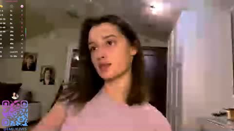 Snapshot of michael_pors chatting on 12.14.25 Emily online show from 12.14.25