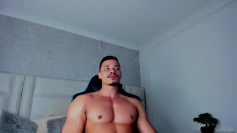 Michael online show from 11.11.25