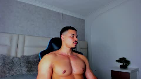 Michael online show from 11.21.25