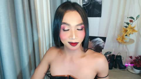 Snapshot of michaelagoddess chatting on 05.11.26 michaelagoddess online show from 05.11.26