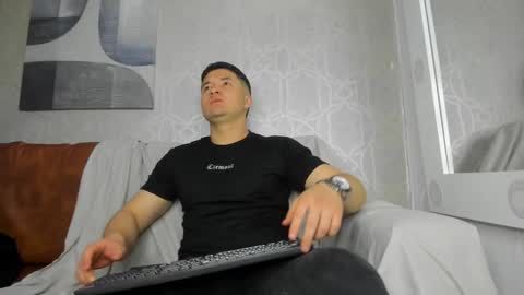 MichaelConnor  online show from 01.09.25