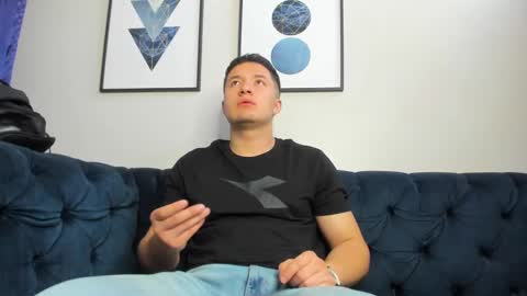 MichaelConnor  online show from 01.11.25