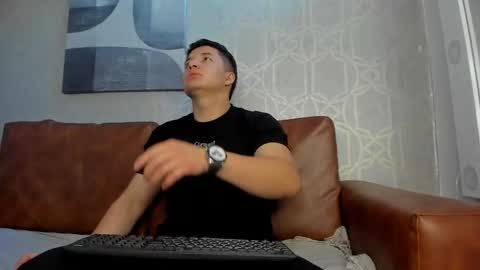 MichaelConnor  online show from 01.19.25