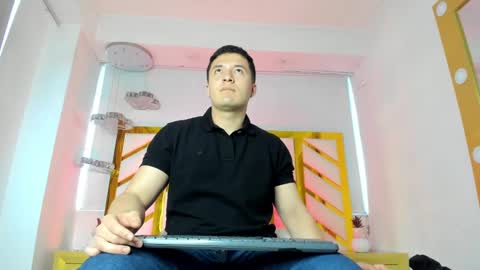 MichaelConnor  online show from 01.27.25