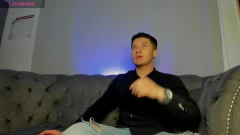 MichaelConnor  online show from 02.20.25