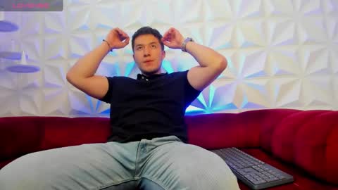 MichaelConnor  online show from 02.21.25