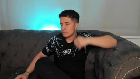 MichaelConnor  online show from 03.03.25