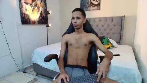 Snapshot of michaell_bellk_ chatting on 11.09.25 michaell_bellk_ online show from 11.09.25