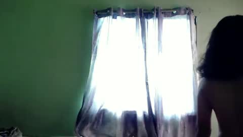 My name is Kel 18. 53 short and petite... online show from 01.13.25