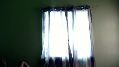 My name is Kel 18. 53 short and petite... online show from 01.25.25