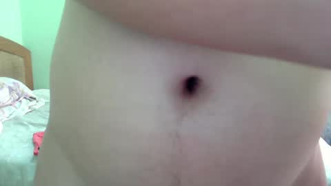 My name is Kel 18. 53 short and petite... online show from 02.07.25