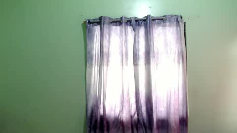 My name is Kel 18. 53 short and petite... online show from 02.08.25