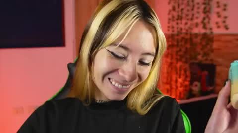 Snapshot of michaelwalkerr chatting on 02.21.26 Michael Walkerr online show from 02.21.26