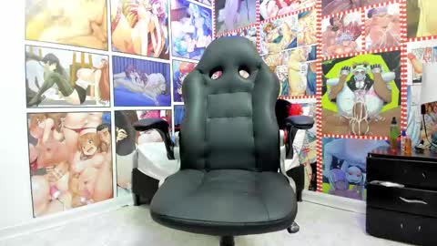 michel_lopez18 online show from 02.27.25